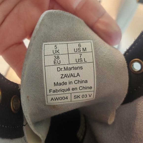 Doc Martens White Leather Zavala 1460 Boots - Picture 7 of 16